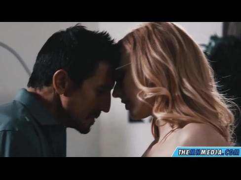 ❤️ Romantikong pakighilawas sa usa ka slutty blonde ❤️❌ Porno sa amon